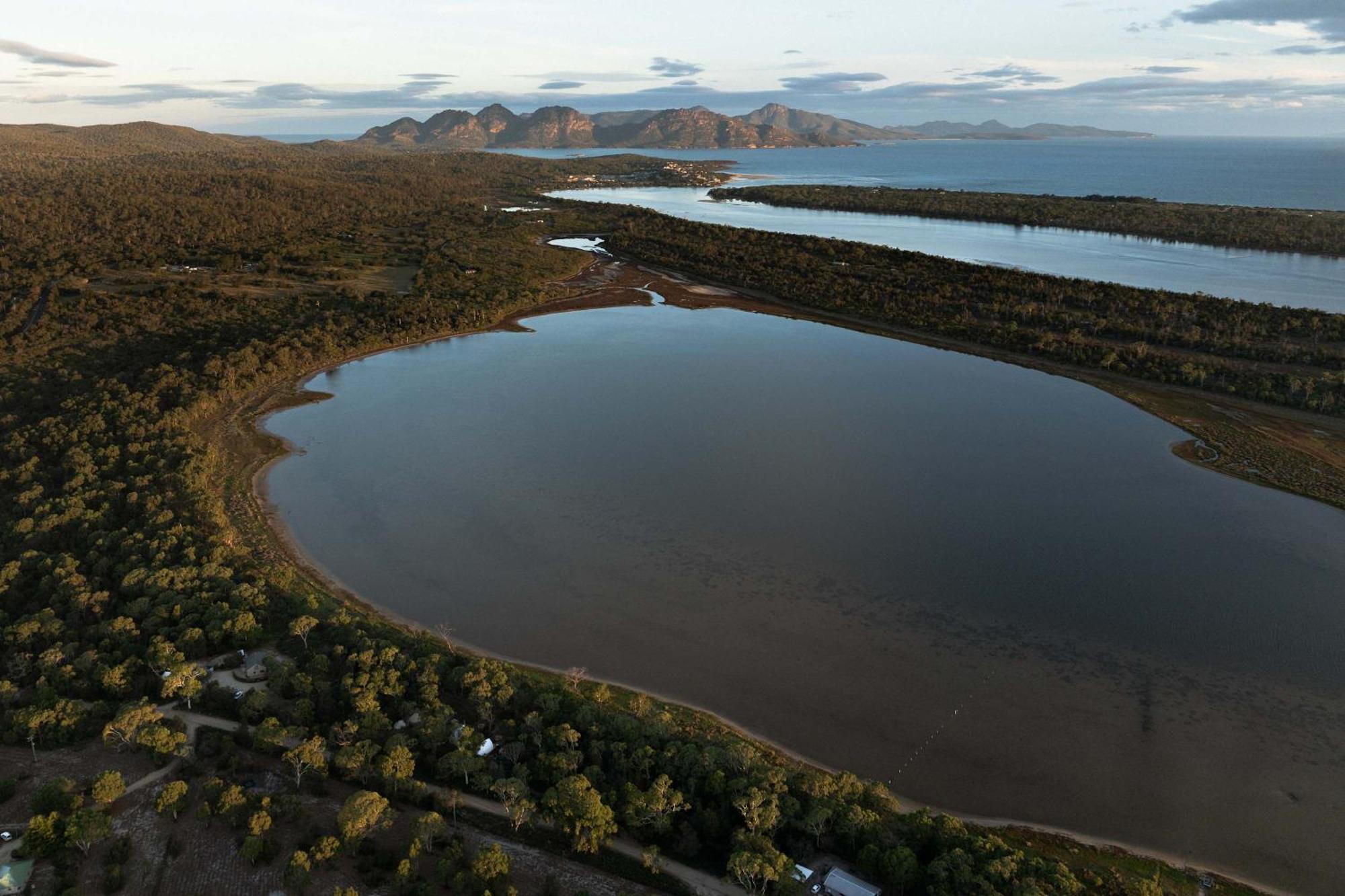 Numie - Freycinet Peninsula - Glamping - Heated - Waterfront Hotel Coles Bay Bagian luar foto