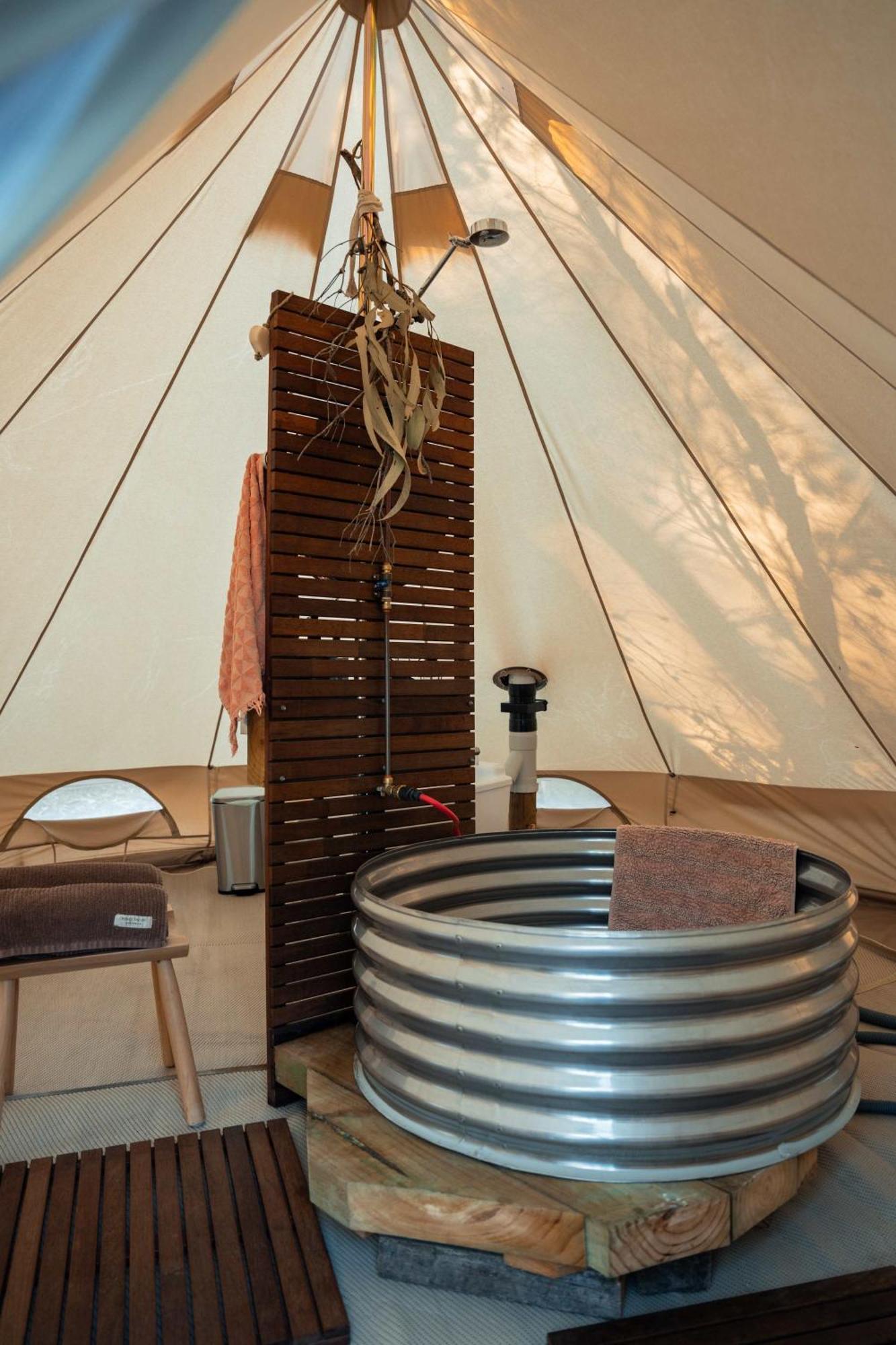 Numie - Freycinet Peninsula - Glamping - Heated - Waterfront Hotel Coles Bay Bagian luar foto